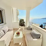 Limani Deluxe *