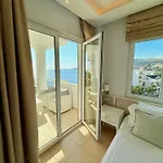 Limani Deluxe