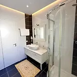 Limani Deluxe Appartamento Sarandë