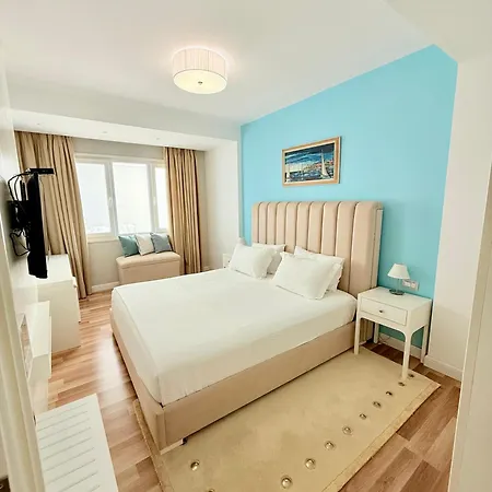 Limani Deluxe