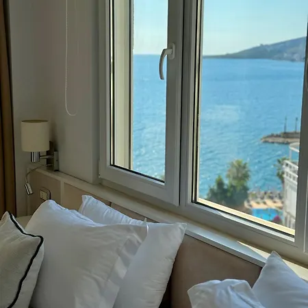Limani Deluxe * Sarandë