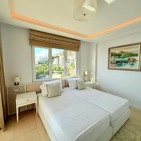 Limani Deluxe Apartment