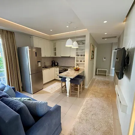 Limani Deluxe Apartment *