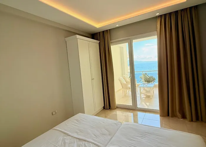 Limani Deluxe 公寓