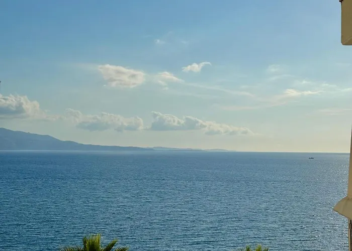 Limani Deluxe 公寓 *