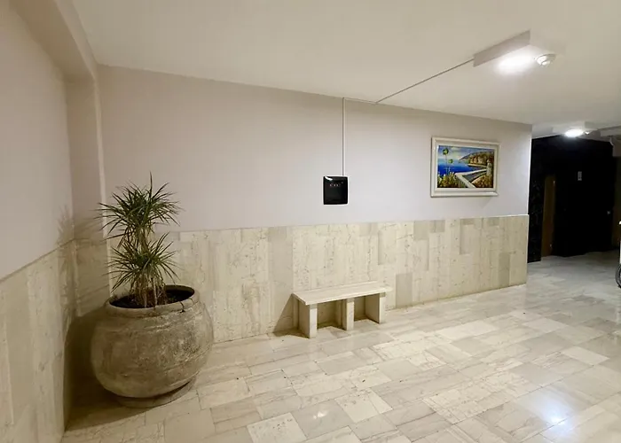 Limani Deluxe 公寓 Sarandë